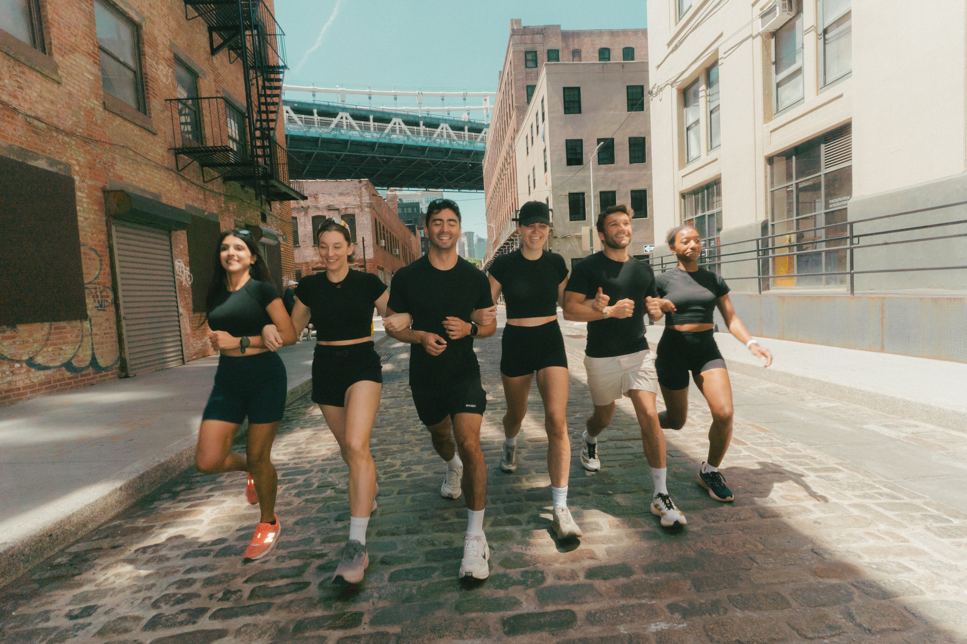 Race Shirt by Lululemon ©