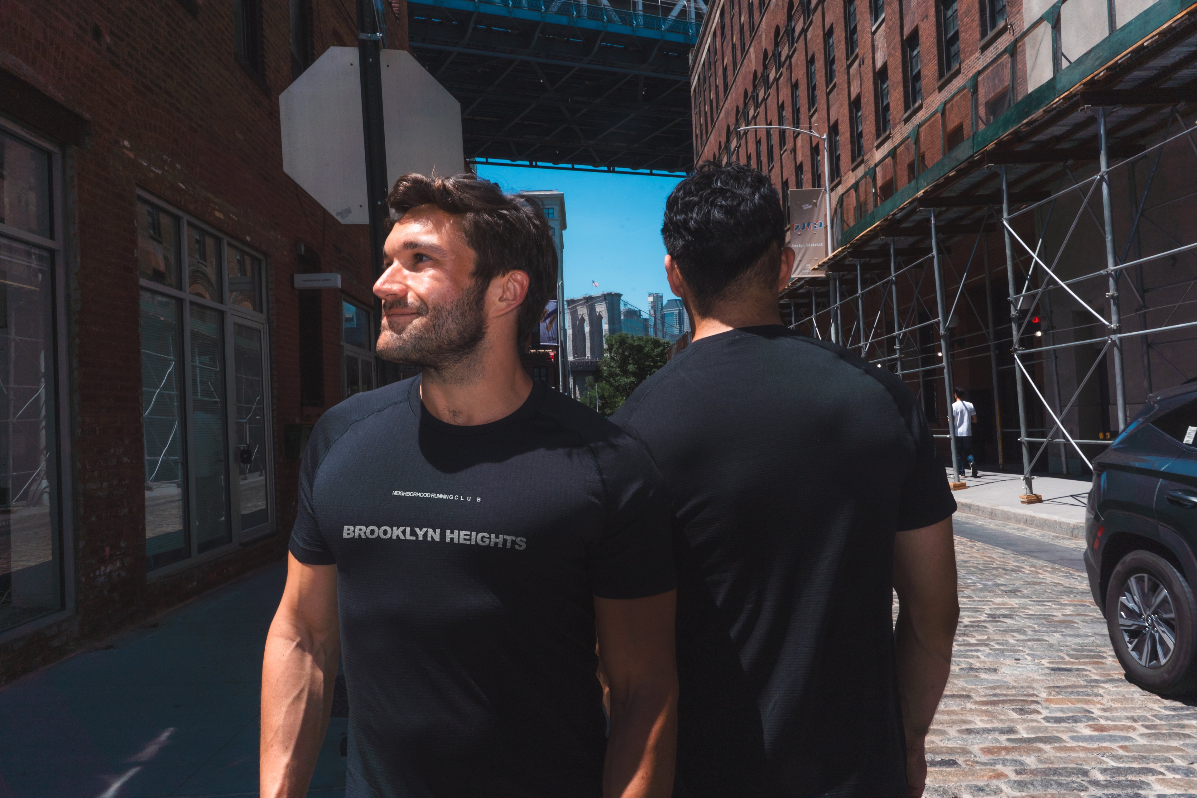 Race Shirt by Lululemon ©